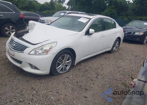 2013 Infiniti G37X z USA, uszkodzony, nr VIN JN1CV6AR7DM759843